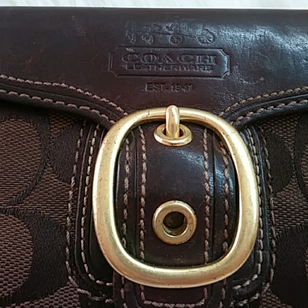 Coach Signature Bleeker in Fuchsia Leather wallet - Picture 3 of 8